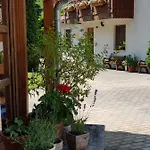 Sommer Panzio Nocleg ze śniadaniem 3*