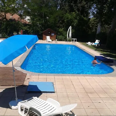 Bed & Breakfast Sommer Panzio