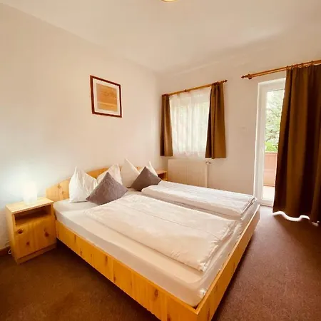Bed & Breakfast Sommer Panzio Balatonföldvár