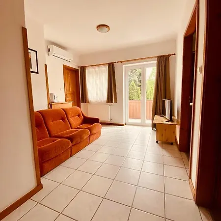 Bed & Breakfast Sommer Panzio