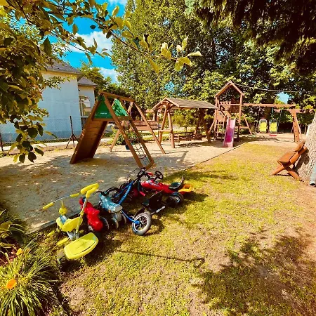 Sommer Panzio Oda ve Kahvaltı 3*
