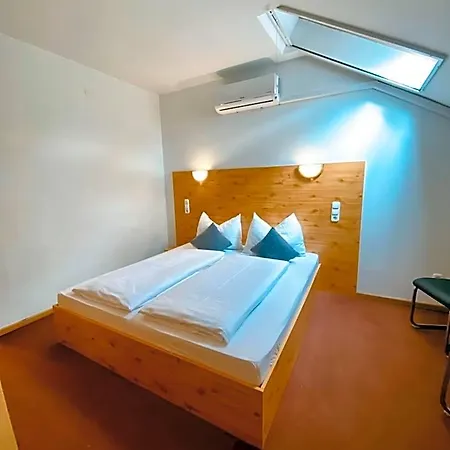 Sommer Panzio 3* Balatonföldvár
