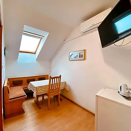 Bed & Breakfast Sommer Panzio