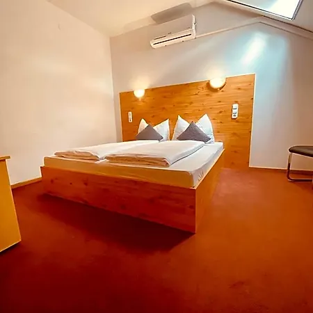Sommer Panzio Balatonföldvár