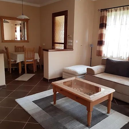 Bed & Breakfast Sommer Panzio Balatonföldvár