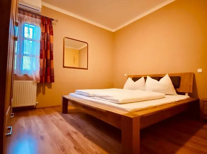 Bed & Breakfast Sommer Panzio 3*