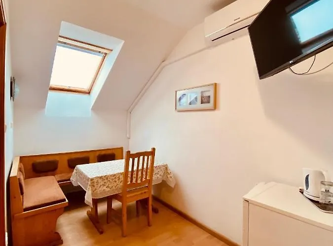 Sommer Panzio Bed & Breakfast Balatonföldvár