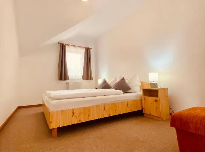 Sommer Panzio Bed & Breakfast