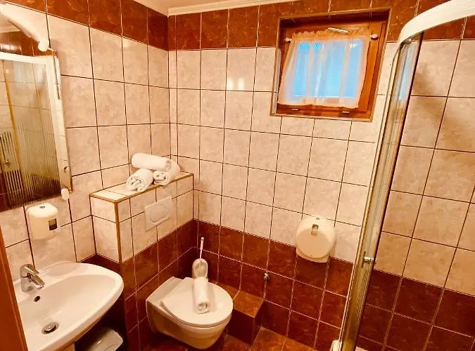 Sommer Panzio Bed & Breakfast 3*