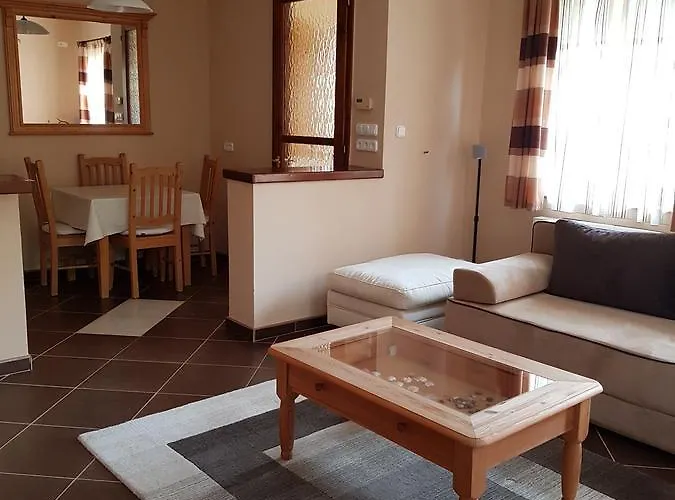 Bed & Breakfast Sommer Panzio Balatonföldvár
